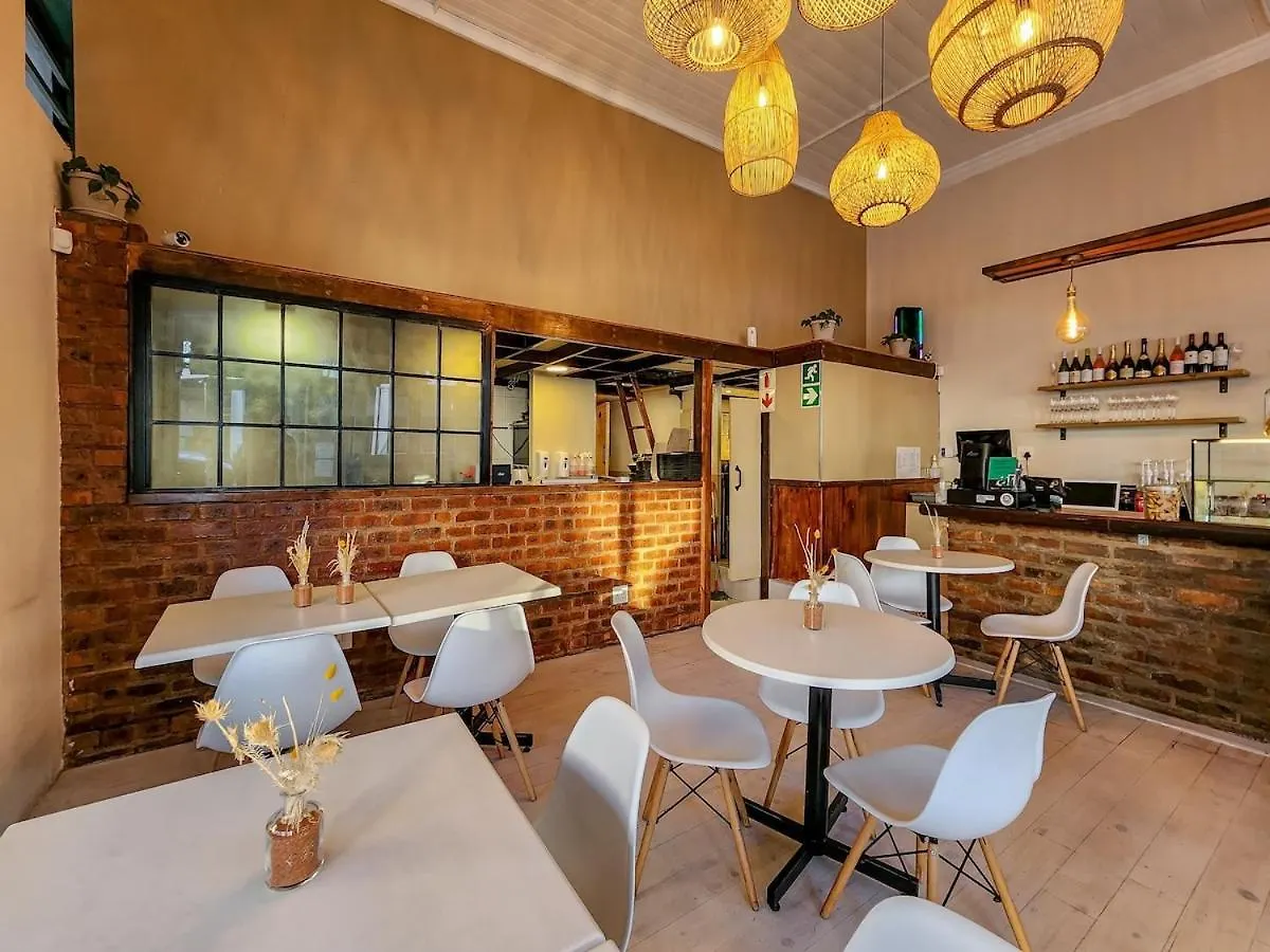 Exquisite And Homely Apartment, Private Balcony Cape Town Apartment