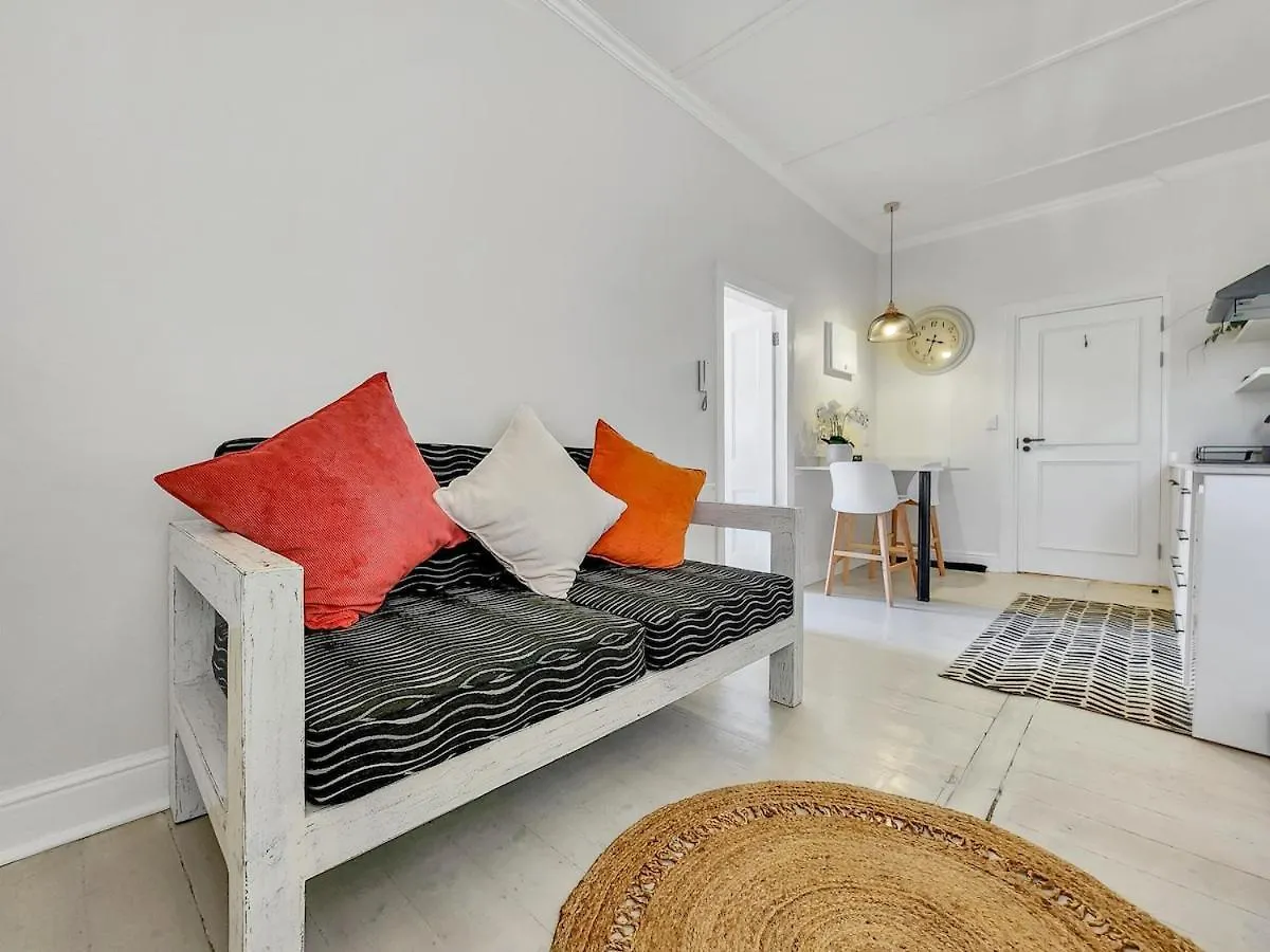 Exquisite And Homely Apartment, Private Balcony Cape Town